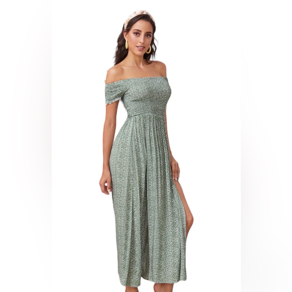 Beautiful Women’s Boho Floral Dress - Picture 2 of 3